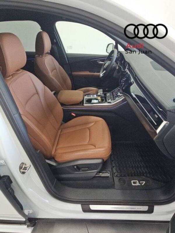 2025 Audi Q7 quattro Premium Plus 45 TFSI