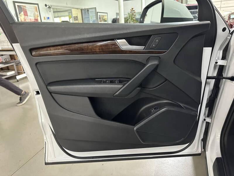 2019 Audi Q5 quattro Premium 45 TFSI