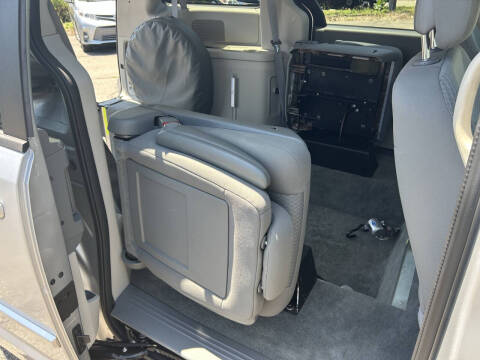 2010 Dodge Grand Caravan SE