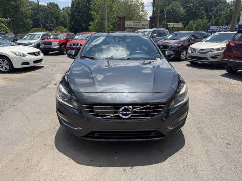 2015 Volvo S60 T5 Drive-E Platinum