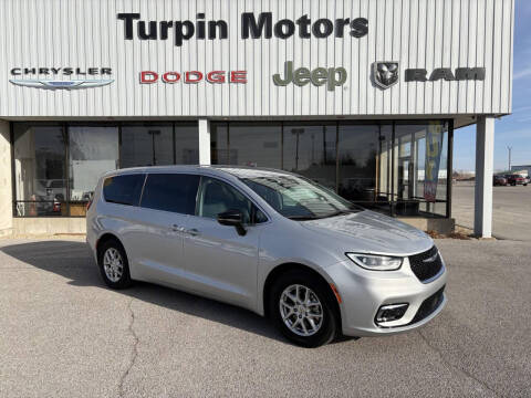 2024 Chrysler Pacifica Touring L