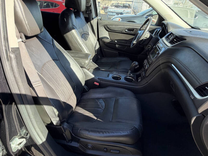 2015 Chevrolet Traverse LTZ - Photo 11