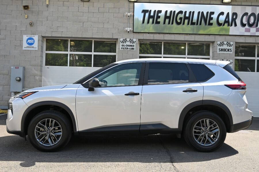 Silver 2024 Nissan Rogue S S 4dr Crossover 2