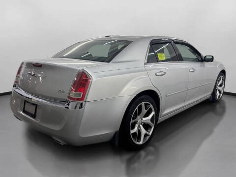 2011 Chrysler 300 Limited