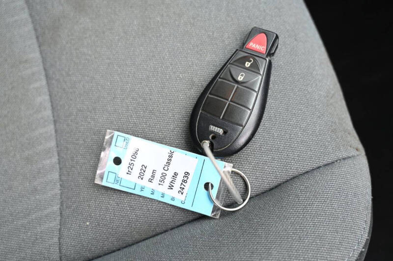 2022 RAM 1500 Classic SLT