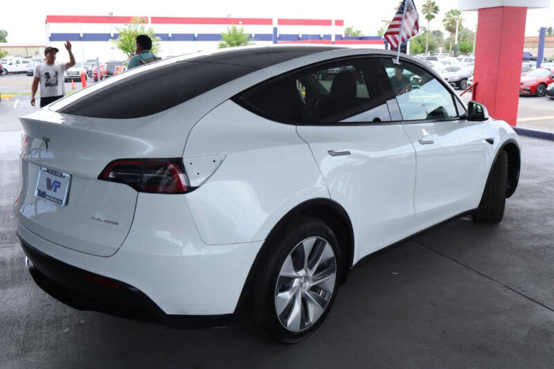 2023 Tesla Model Y Long Range