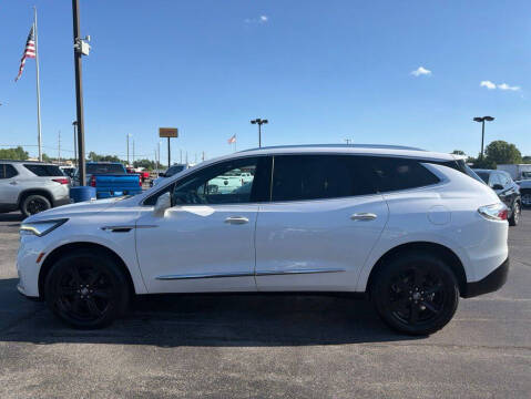 2023 Buick Enclave Essence