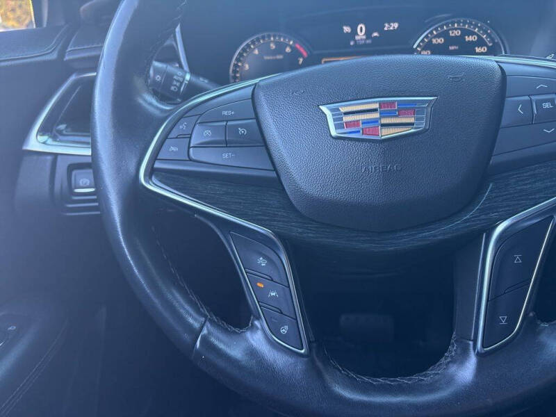 2020 Cadillac XT5 Premium Luxury