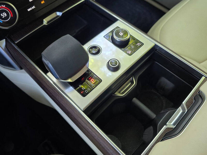 2023 Land Rover Range Rover P400 SE