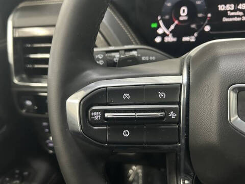 2025 GMC Yukon XL Elevation