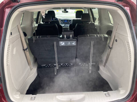 2019 Chrysler Pacifica Touring L