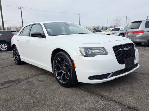 2019 Chrysler 300 Touring