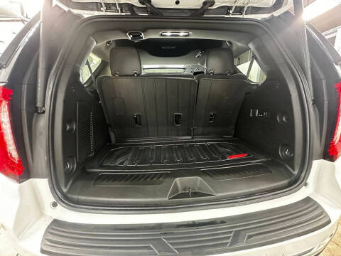 2021 GMC Yukon SLT