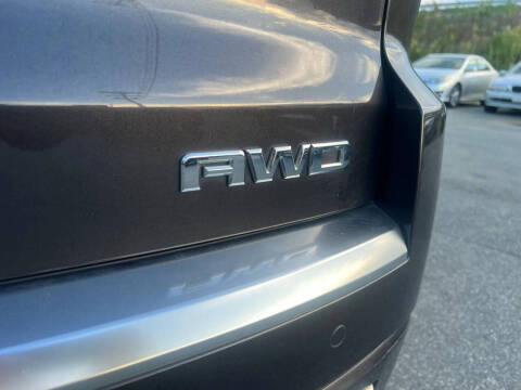 2016 GMC Acadia Denali