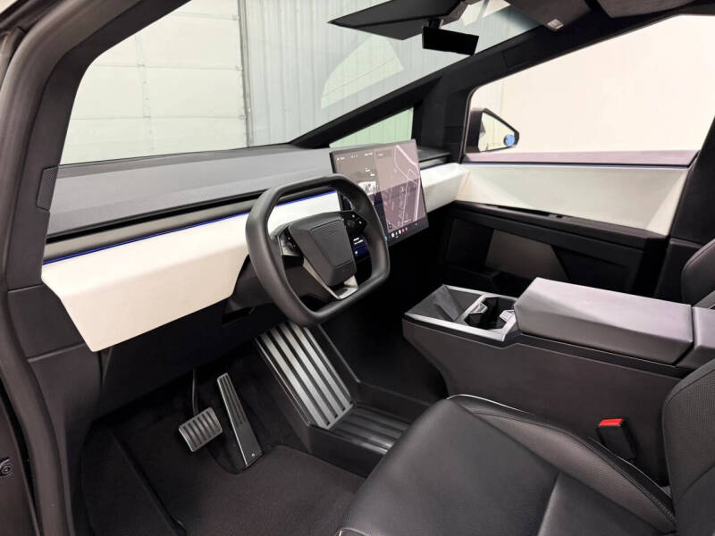 2024 Tesla Cybertruck