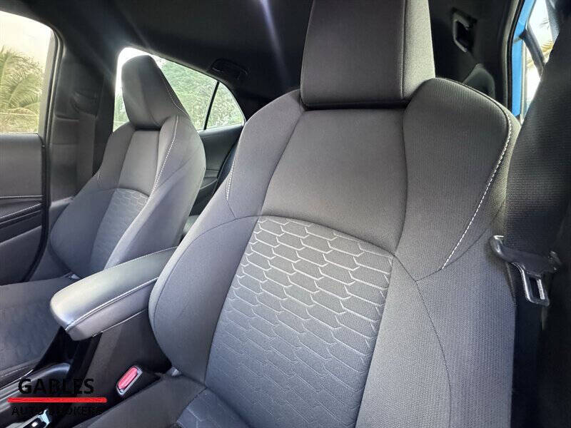 2020 Toyota Corolla Hatchback SE