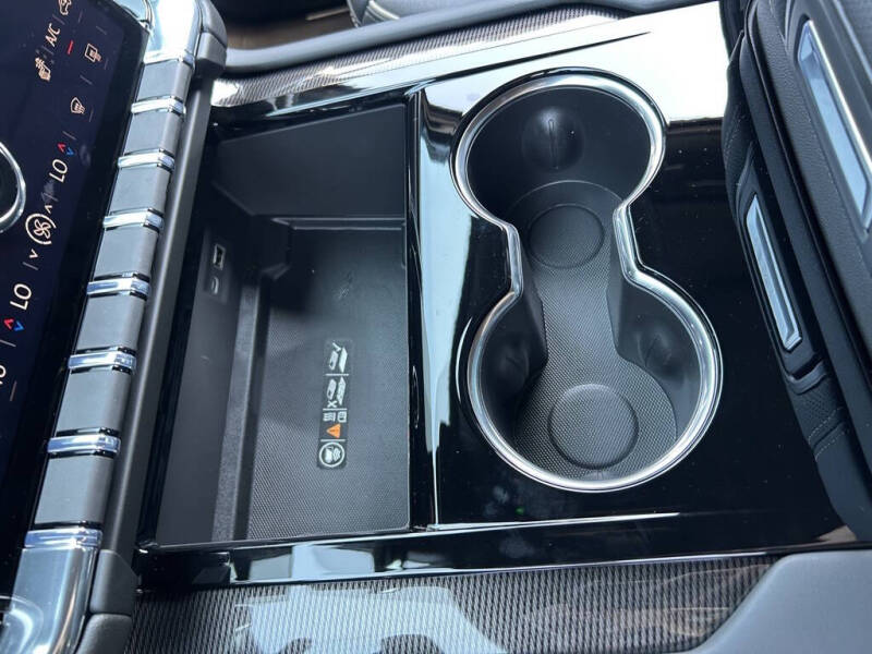 2025 GMC Yukon XL Elevation