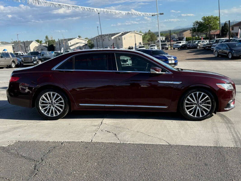 2017 Lincoln Continental Select