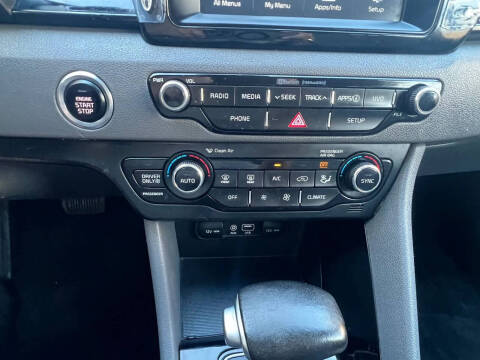 2017 Kia Niro EX