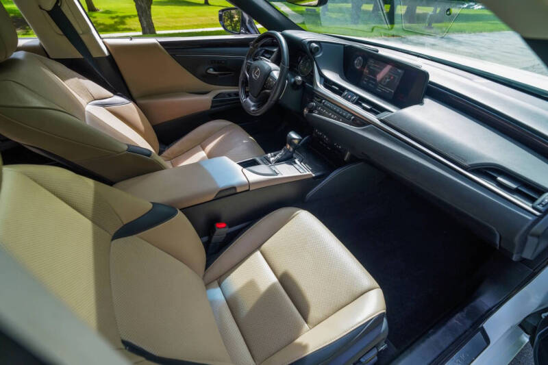 2020 Lexus ES 350