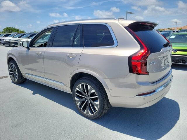 2026 Volvo XC90 B5 Plus 7P