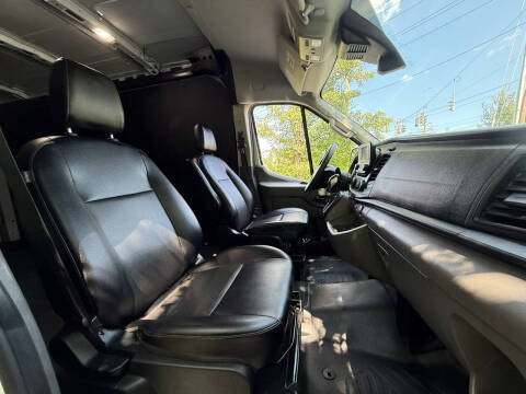 2023 Ford Transit 250