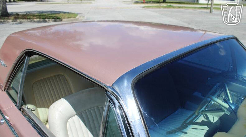 1962 Ford Thunderbird