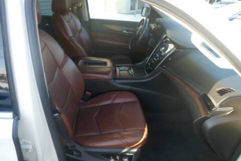 2015 Cadillac Escalade Luxury