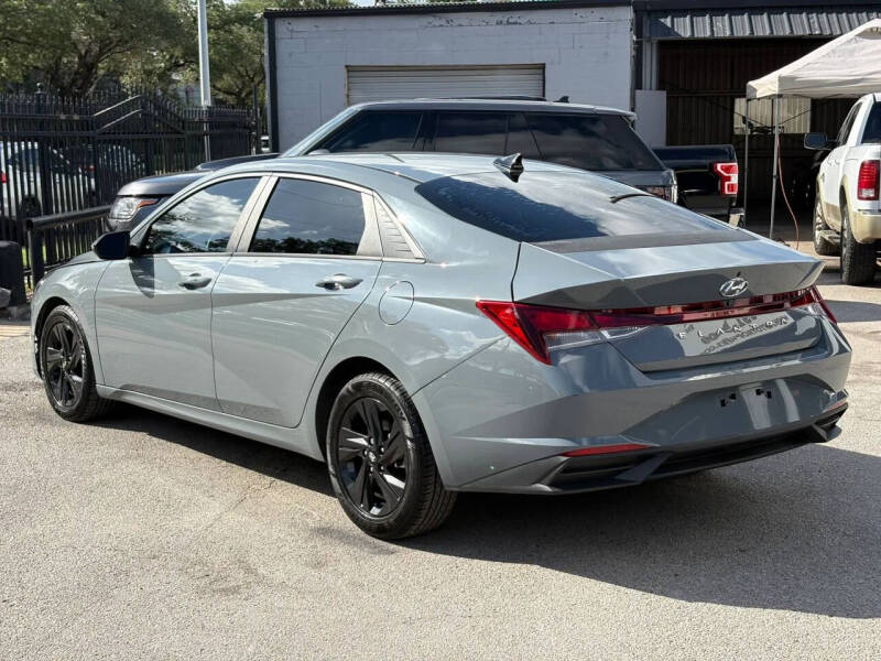 2021 Hyundai Elantra