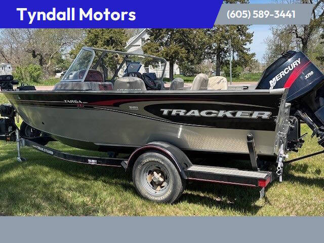 2004 Tracker TARGA 18 WT