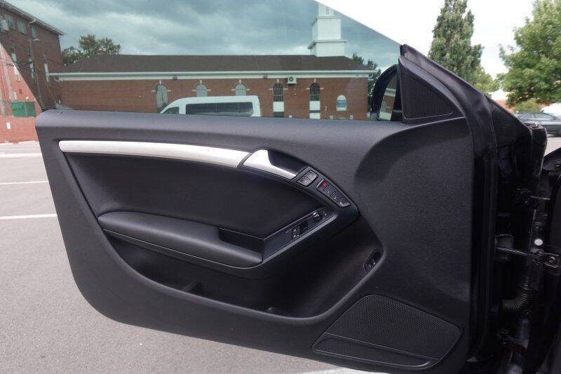 2012 Audi A5 2.0T quattro Premium Plus