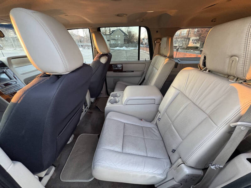 2011 Lincoln Navigator