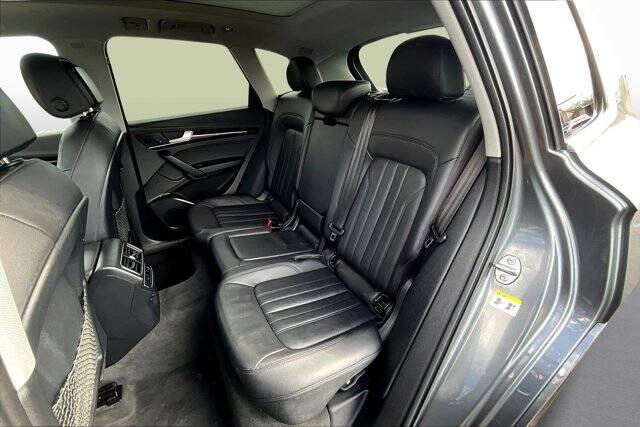 2019 Audi Q5 quattro Premium 45 TFSI