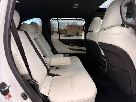 2024 Lexus LX 600 Luxury