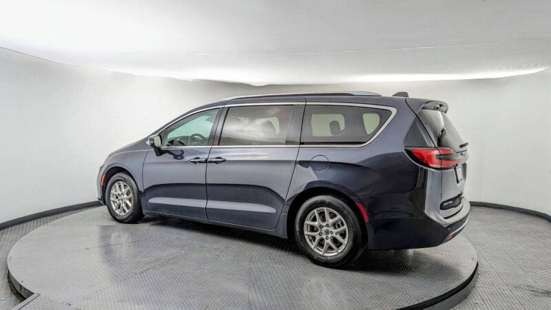 2021 Chrysler Pacifica Touring L