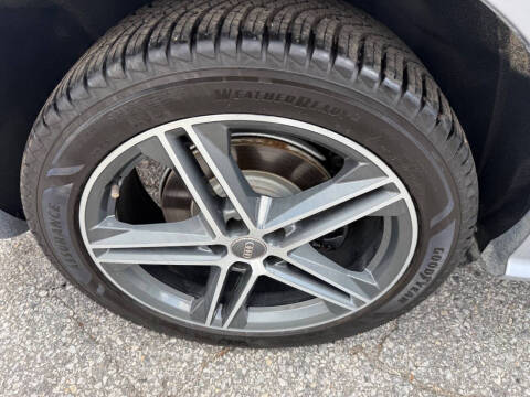 2018 Audi SQ5 3.0T quattro Premium Plus