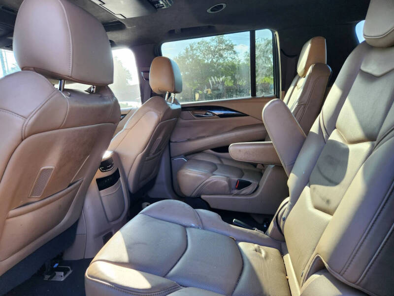 2020 Cadillac Escalade ESV Platinum