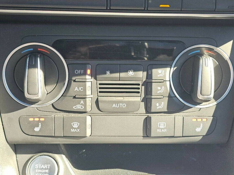 2017 Audi Q3 2.0T quattro Premium