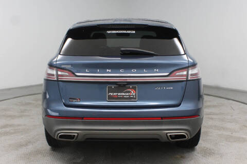 2019 Lincoln Nautilus Select