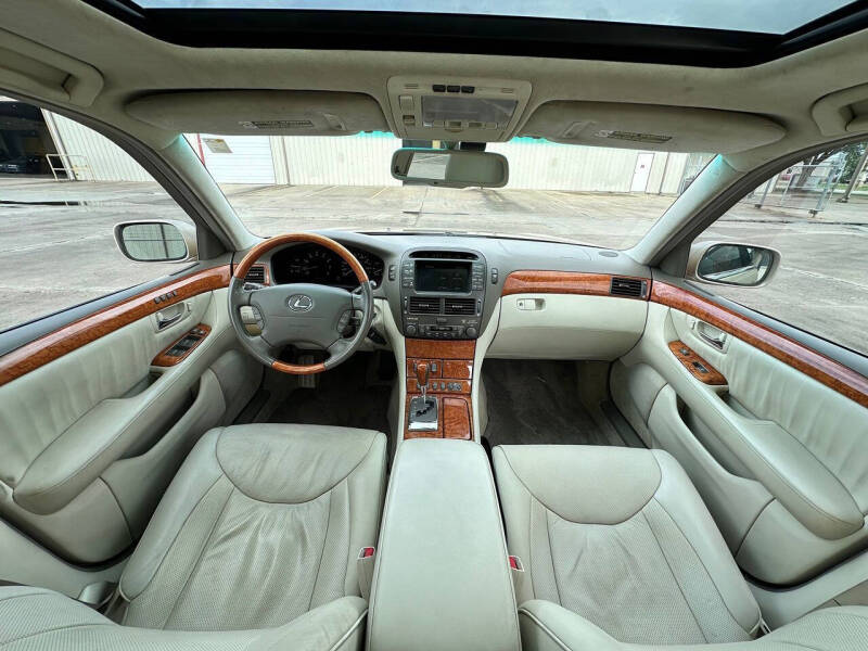 2005 Lexus LS 430