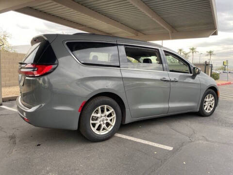 2022 Chrysler Pacifica Touring L