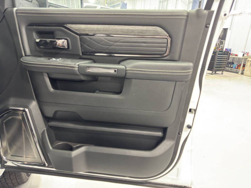 2025 RAM 3500 Limited