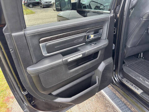 2017 RAM 1500 Laramie Limited