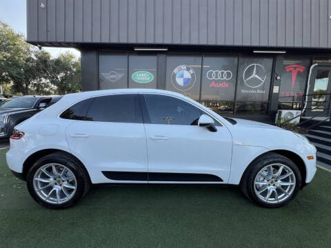 2017 Porsche Macan S