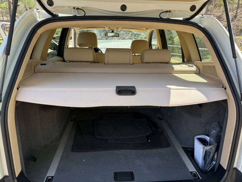 2004 BMW X3 2.5i