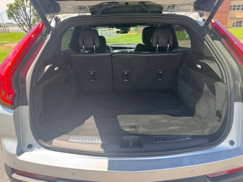2020 Cadillac XT4 Premium Luxury