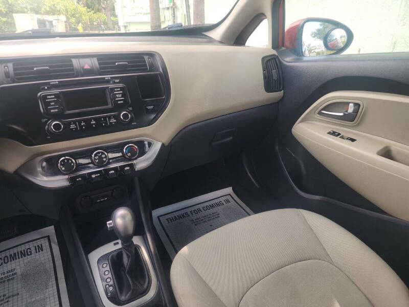 2013 Kia Rio LX