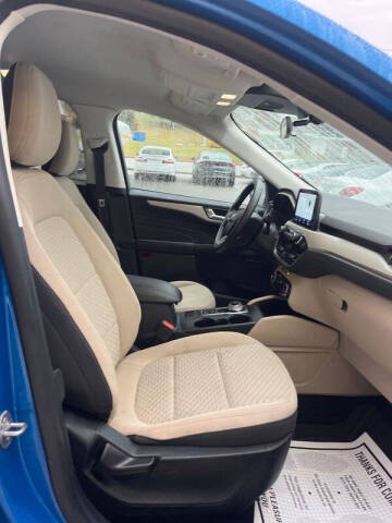 2021 Ford Escape SE