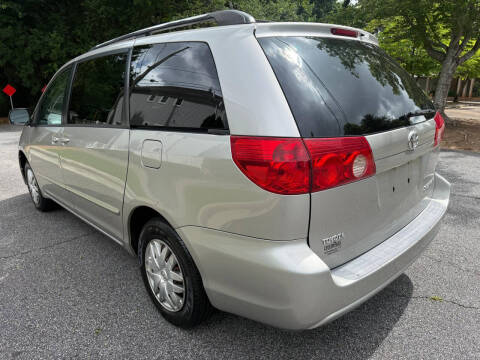 2006 Toyota Sienna LE 7 Passenger