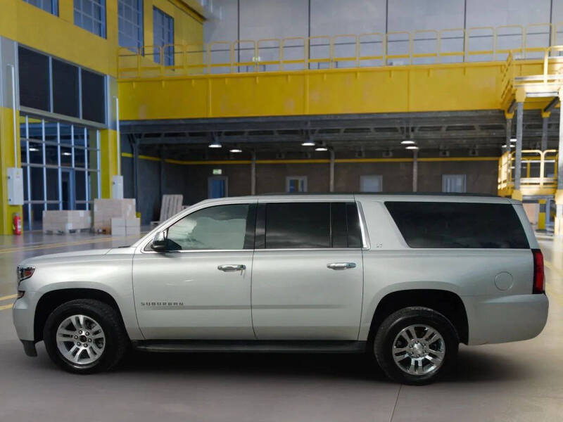 2019 Chevrolet Suburban LT